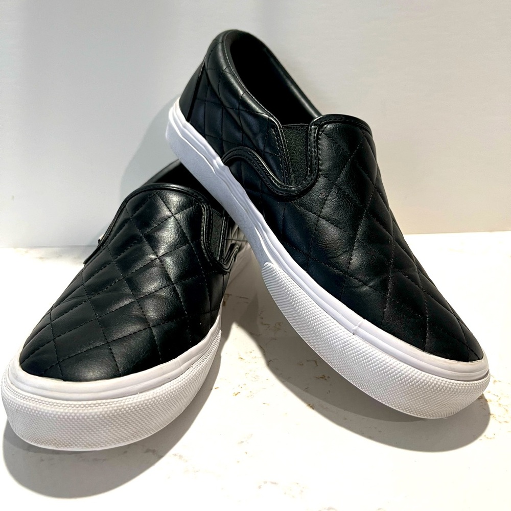 Vera Bradley Quilted Slip-on Sneakers Sz 9
